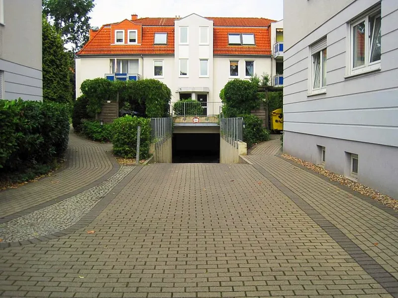 gut geschnittene 3-Zimmer-Wohnung in Pankow-Niederschönhausen — photo 1